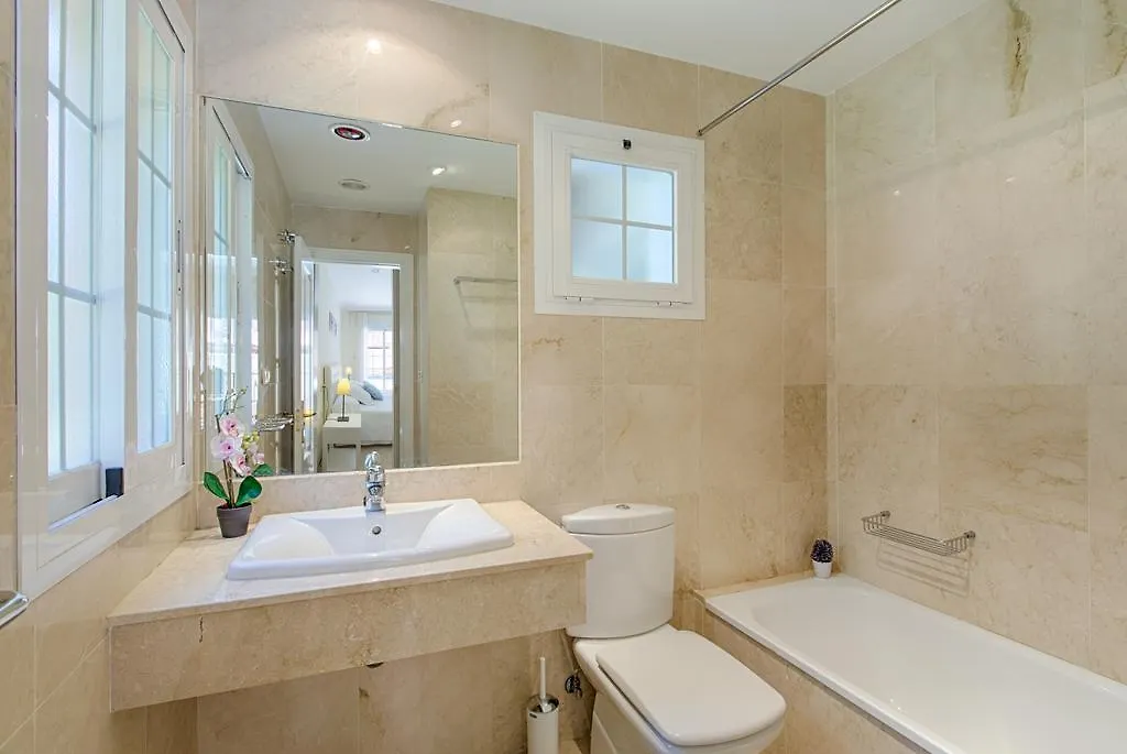 ماربيا Jardines De Lunamar Beach Apartment 0*,  إسبانيا
