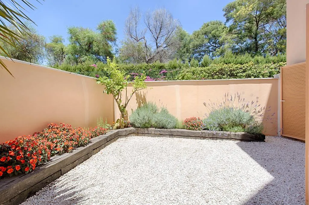 Jardines De Lunamar Beach Apartment 마르베야